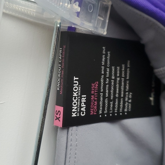 Victoria's Secret Sport Knockout Capri SX - Picture 4 of 7